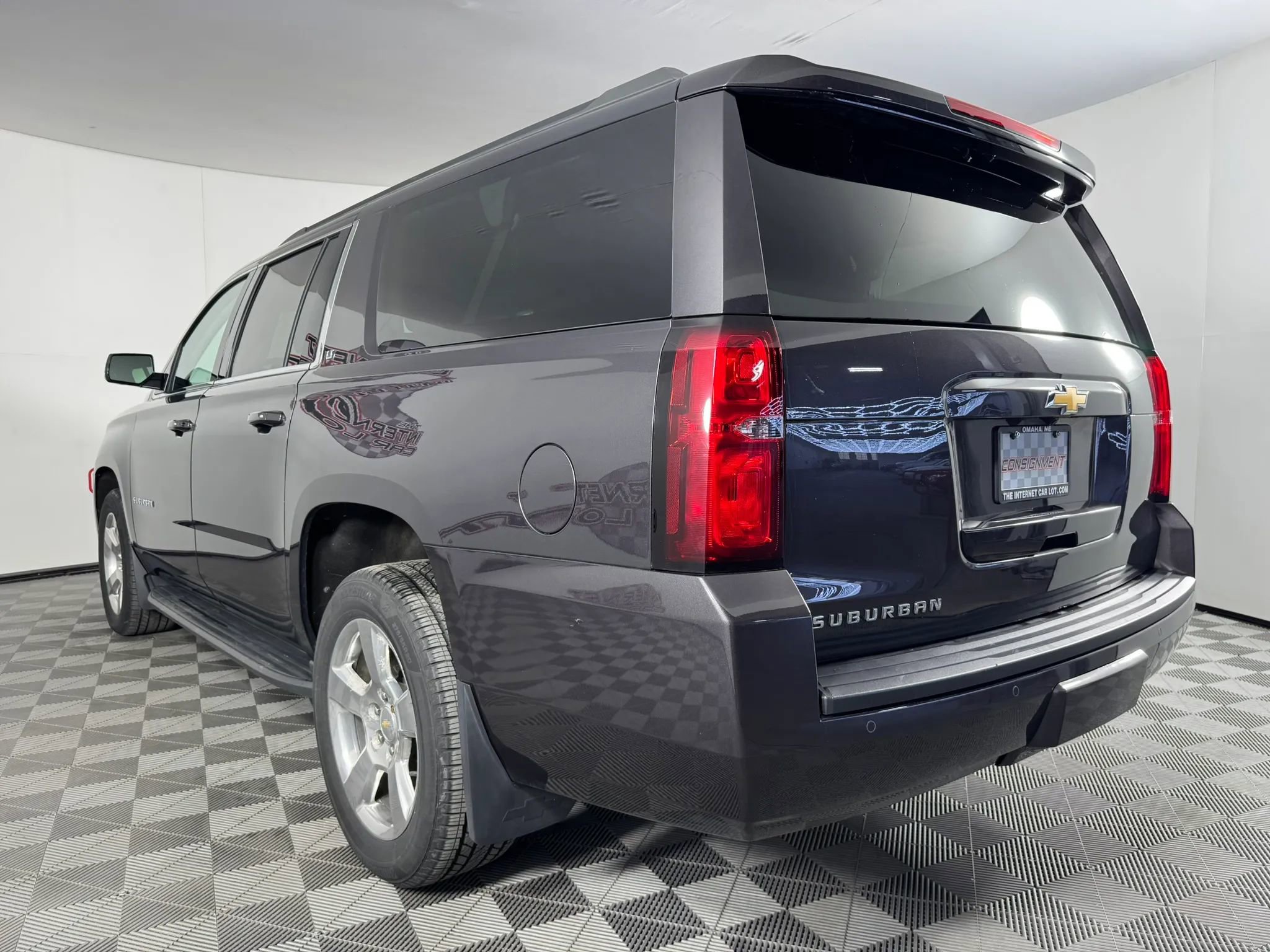 Used 2016 Chevrolet Suburban LT AWD/4WD image 20