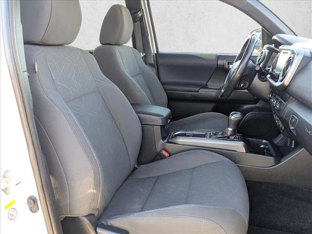 Used 2019 Toyota Tacoma TRD Sport w/ Technology Package image 19