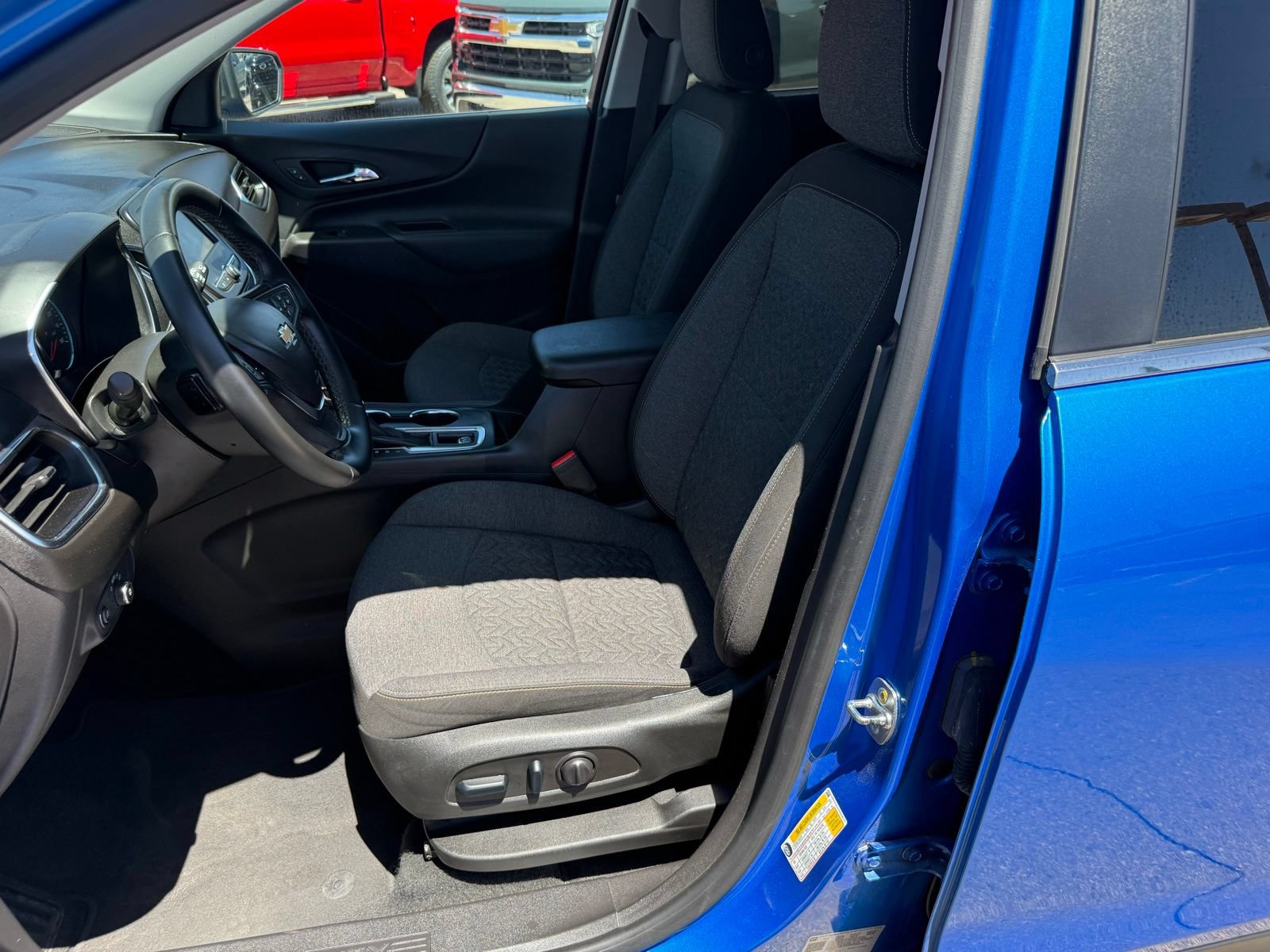 Certified 2024 Chevrolet Equinox LT AWD/4WD image 30
