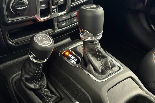 New 2027 Jeep Wrangler Unlimited Sahara AWD/4WD image 19