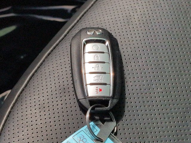 Used 2023 INFINITI QX50 Sport AWD/4WD image 31