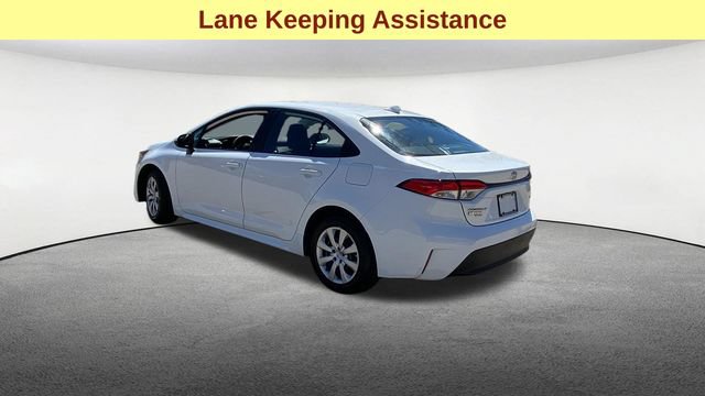 Used 2025 Toyota Corolla LE FWD image 8