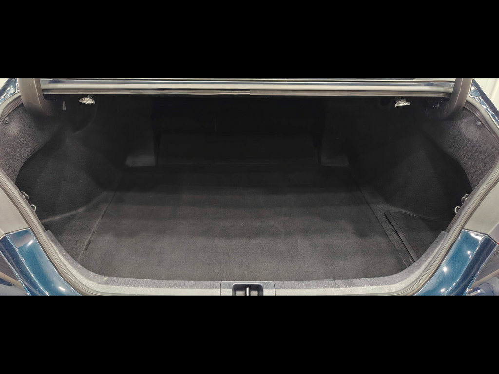 Used 2021 Toyota Camry SE FWD image 24