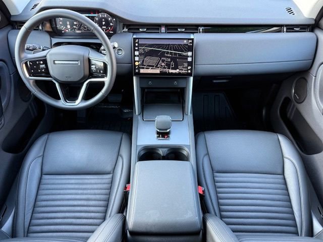 New 2025 Land Rover Discovery Sport S image 17