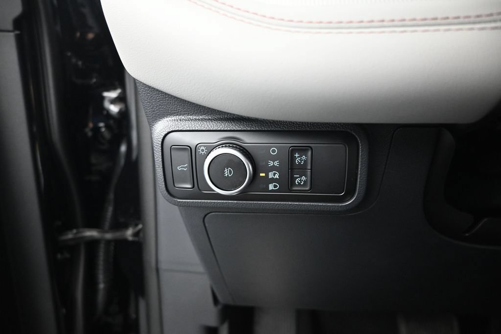 New 2026 Ford Explorer Active w/ Active Comfort Package RWD image 12