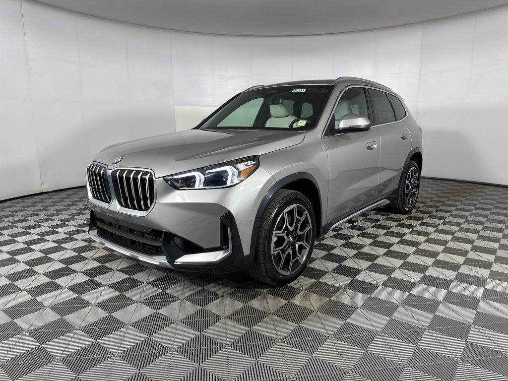 New 2026 BMW X1 xDrive28i w/ Convenience Package image 3