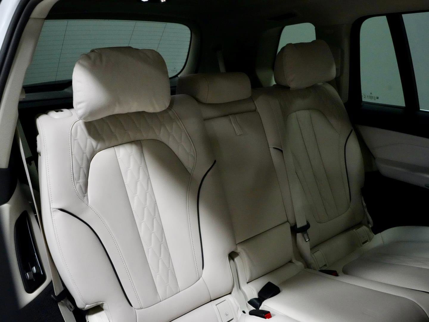 Certified 2024 BMW X7 xDrive40i w/ Executive Package image 10