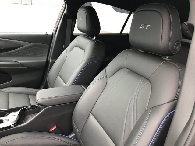 Used 2024 Buick Envista Sport Touring w/ Convenience I Package image 4