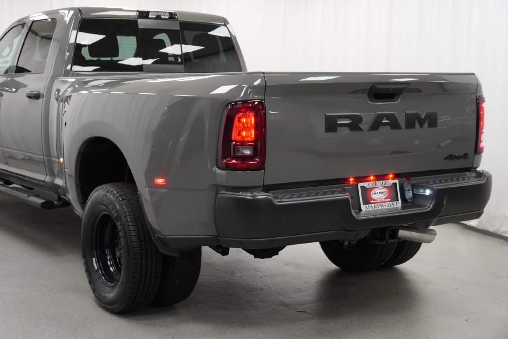 New 2027 RAM 3500 Tradesman AWD/4WD image 12