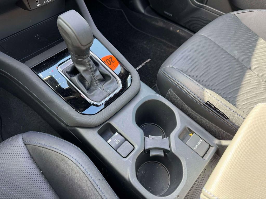 Certified 2025 Subaru Forester Limited image 31