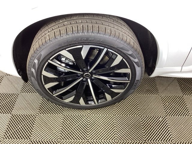 New 2026 Volvo XC90 B6 Ultra image 7