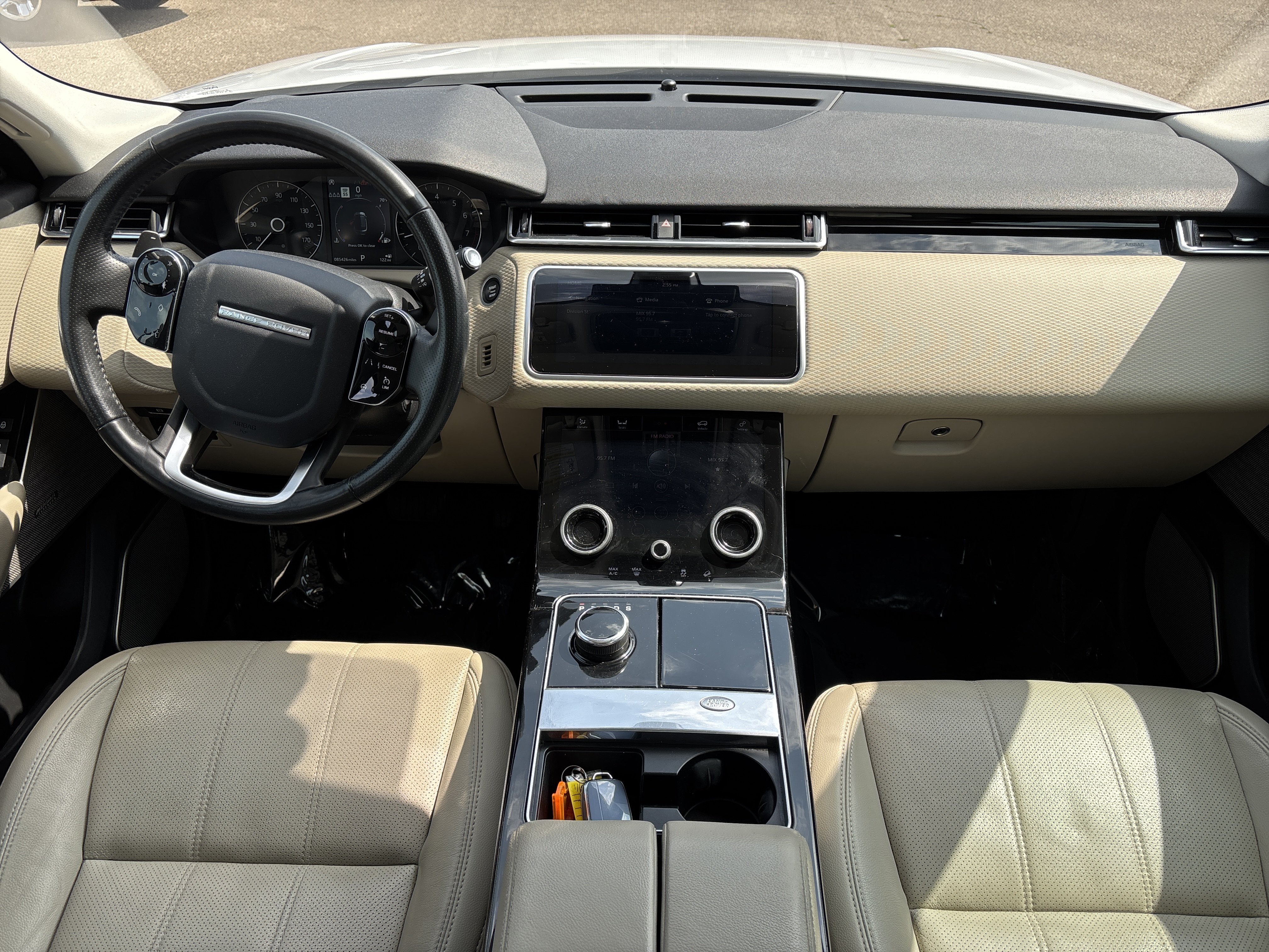 Used 2020 Land Rover Range Rover Velar S AWD/4WD image 18