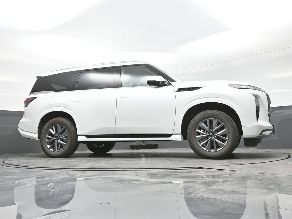 Certified 2025 INFINITI QX80 Pure image 26