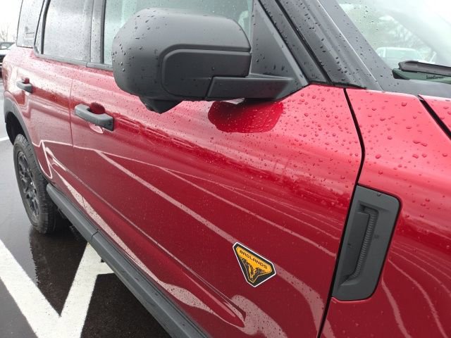 Used 2025 Ford Bronco Sport Badlands image 5