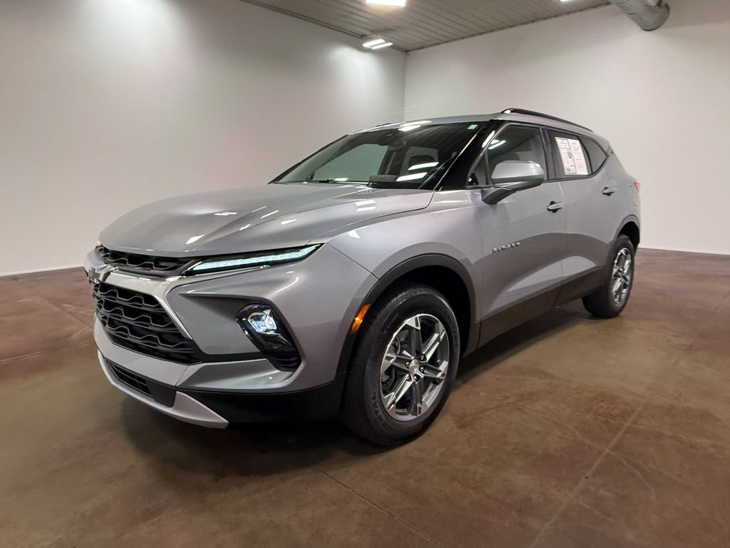Used 2024 Chevrolet Blazer LT w/ Convenience Package FWD image 39