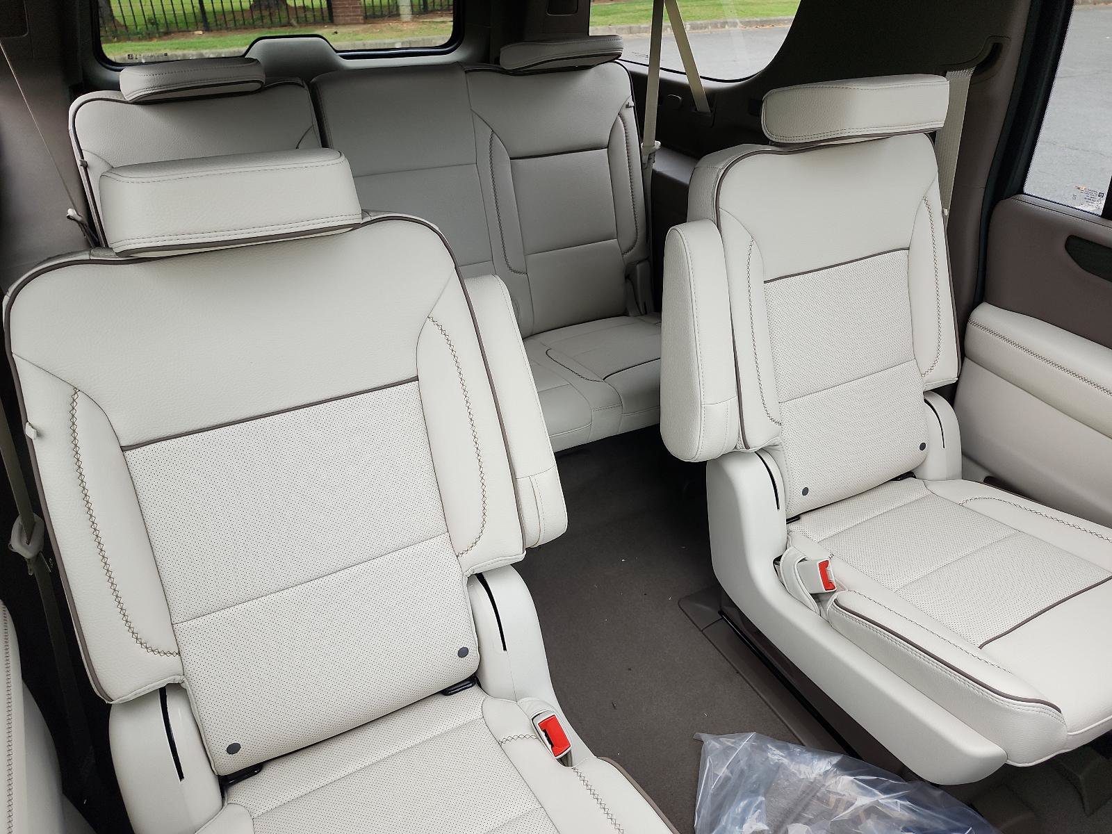 New 2026 GMC Yukon XL Denali w/ Sun & Power Step Package AWD/4WD image 13
