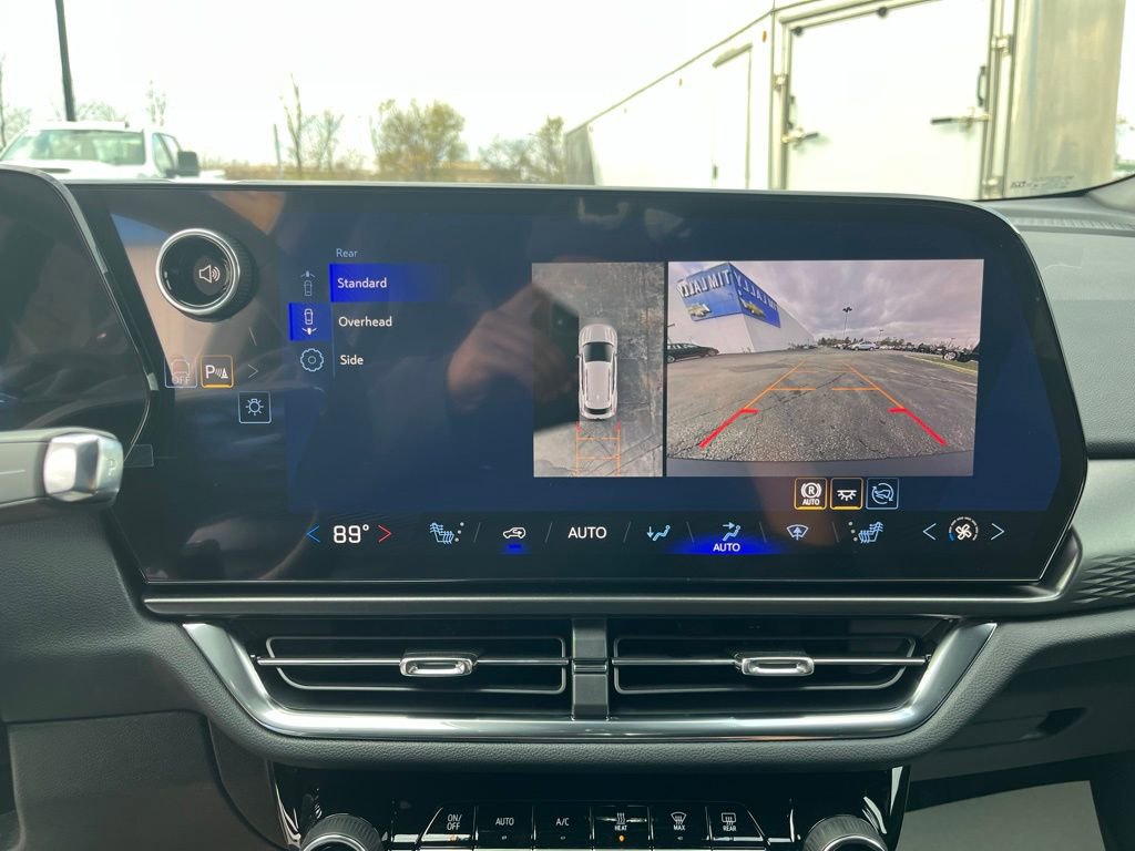 New 2026 Chevrolet Equinox EV LT w/ Comfort Package image 17