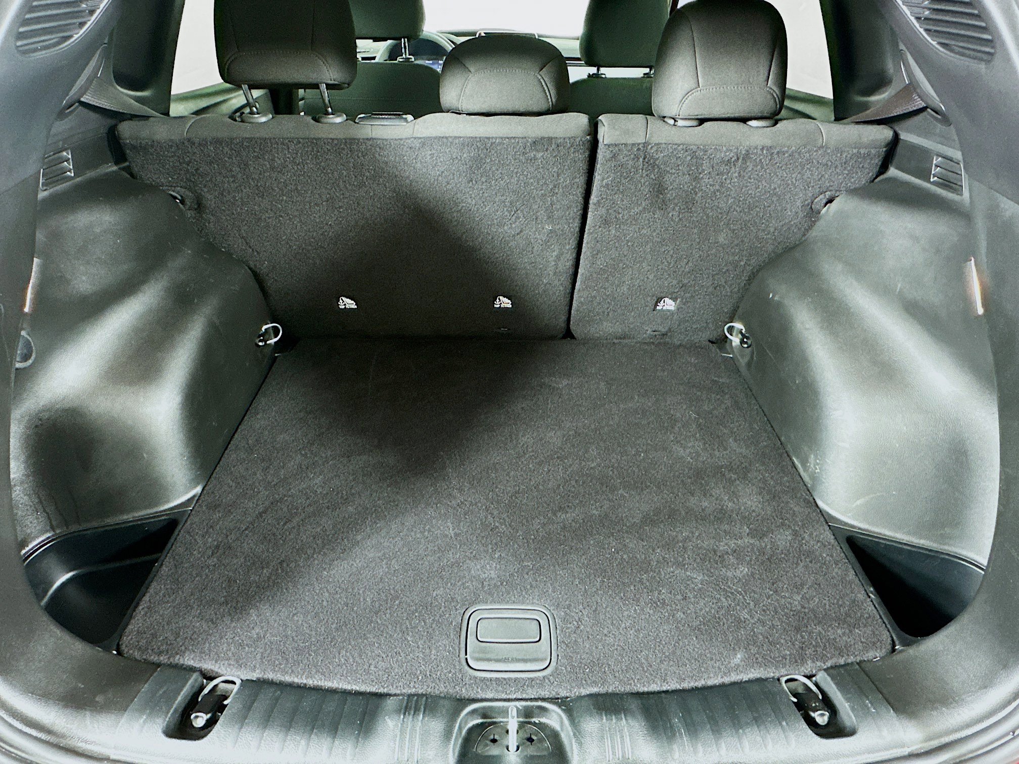 Certified 2025 Jeep Compass Sport image 31