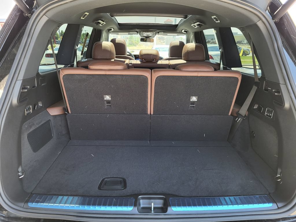 Used 2025 Mercedes-Benz GLS 450 4MATIC image 9