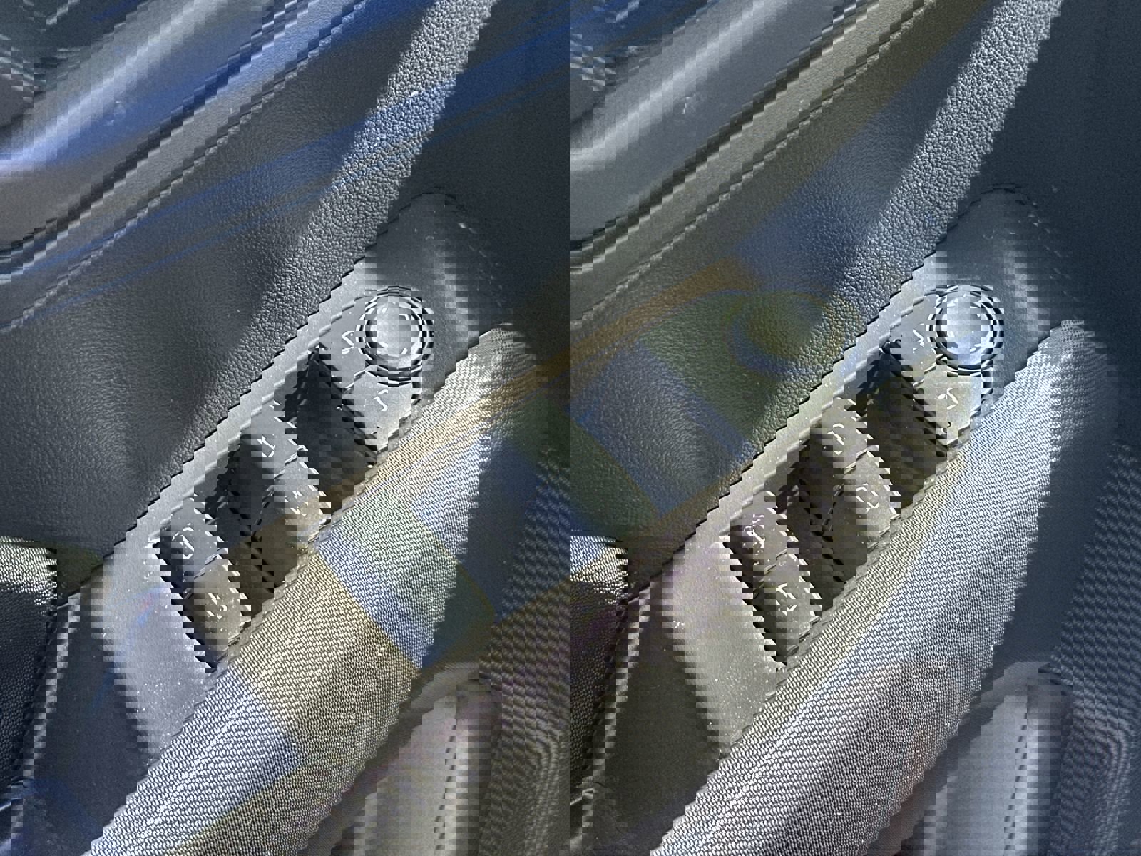 Used 2024 Chevrolet Colorado W/T w/ WT Convenience Package image 15