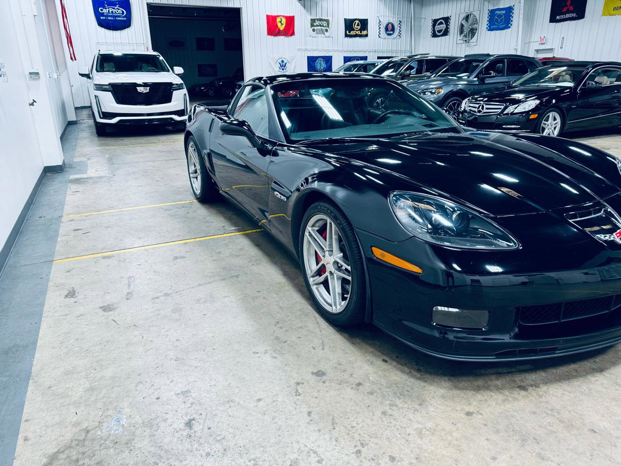 Used 2006 Chevrolet Corvette Z06 w/ Preferred Equipment Group image 18