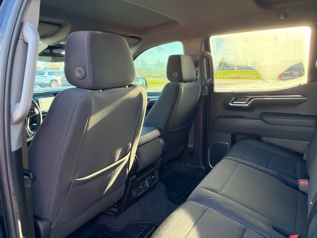 Used 2024 Chevrolet Silverado 1500 LT w/ Protection Package RWD image 13