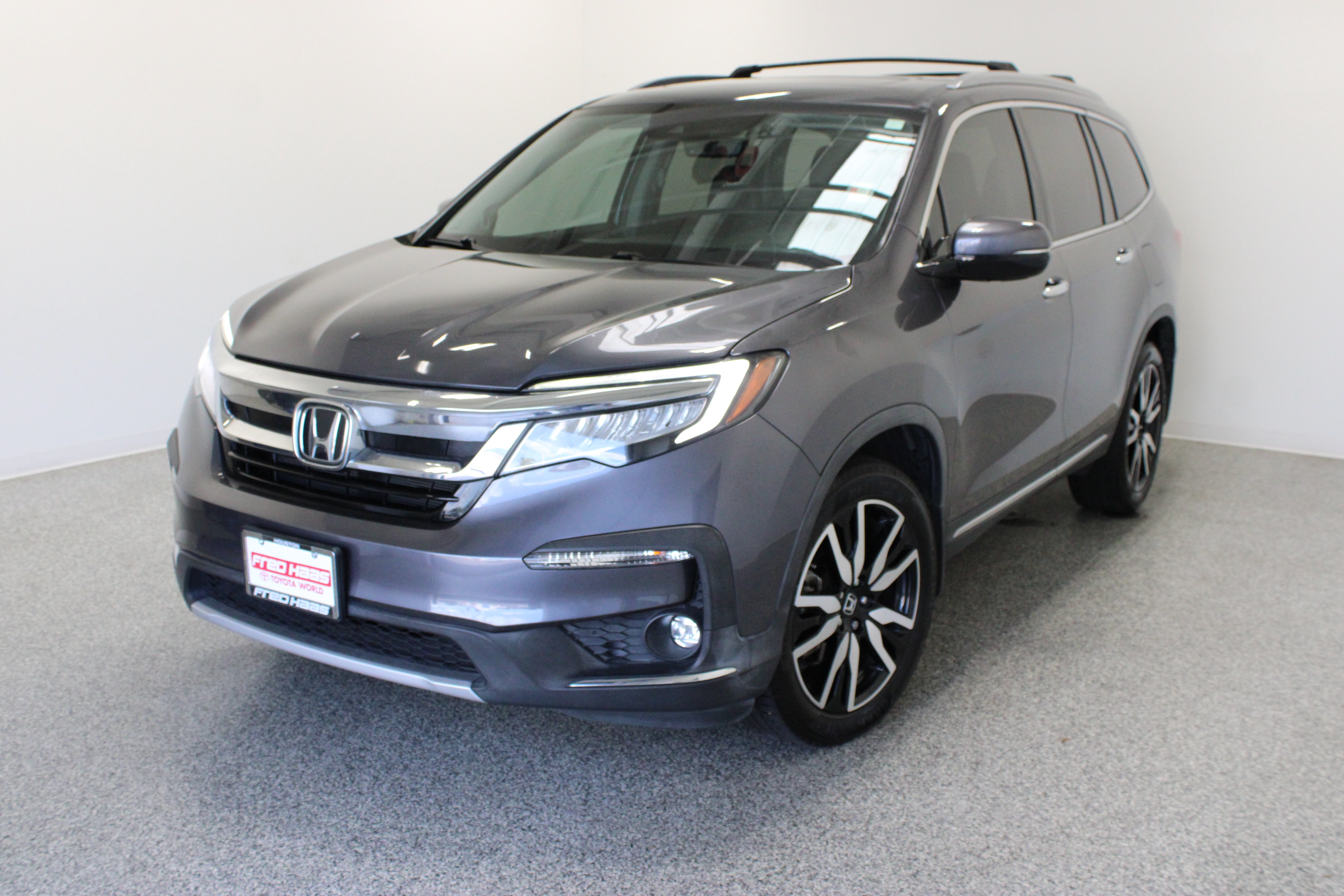 Used 2022 Honda Pilot Touring image 2
