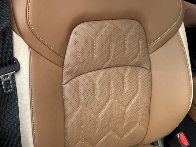 New 2026 Nissan Pathfinder Platinum AWD/4WD image 12