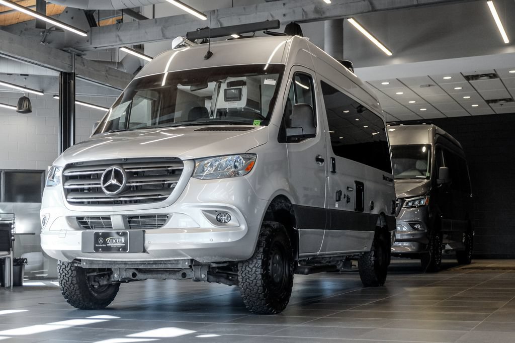 Used 2025 Mercedes-Benz Sprinter 3500 image 24
