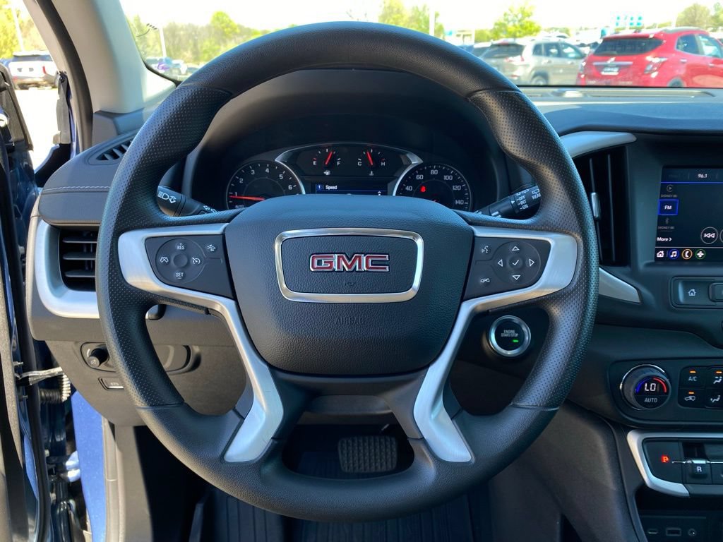 Used 2024 GMC Terrain SLE w/ Driver Convenience Package AWD/4WD image 13