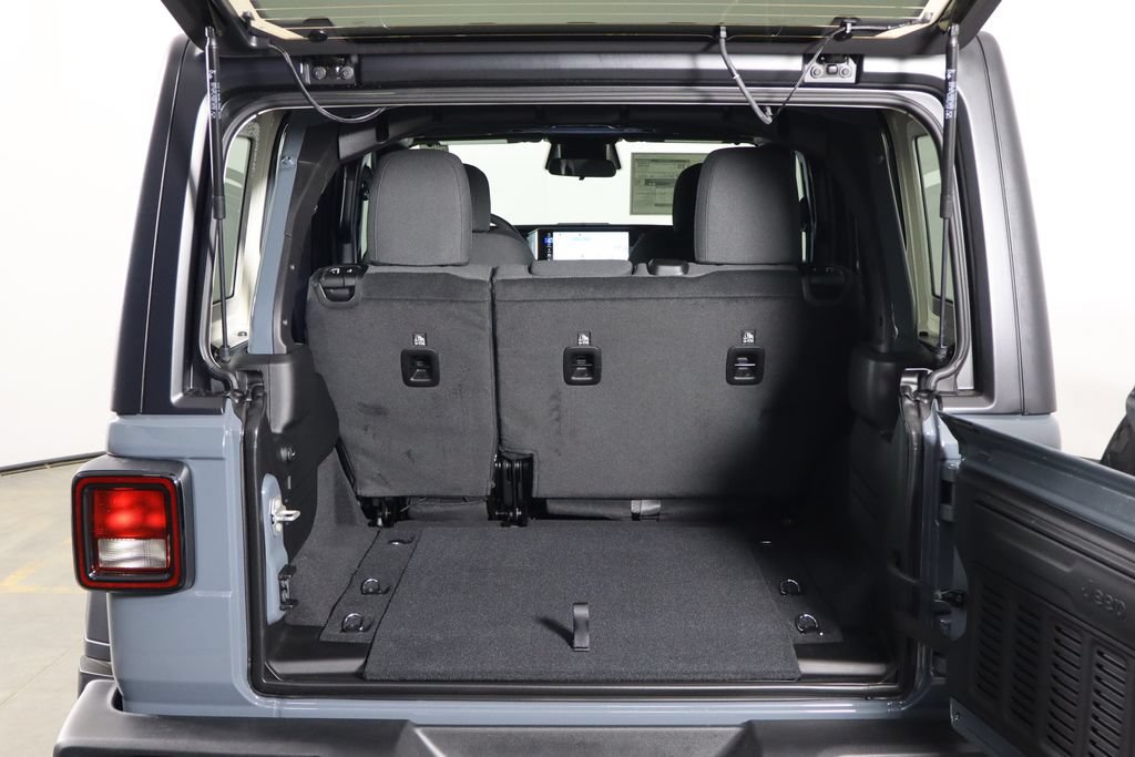 New 2026 Jeep Wrangler Unlimited Sport AWD/4WD image 17