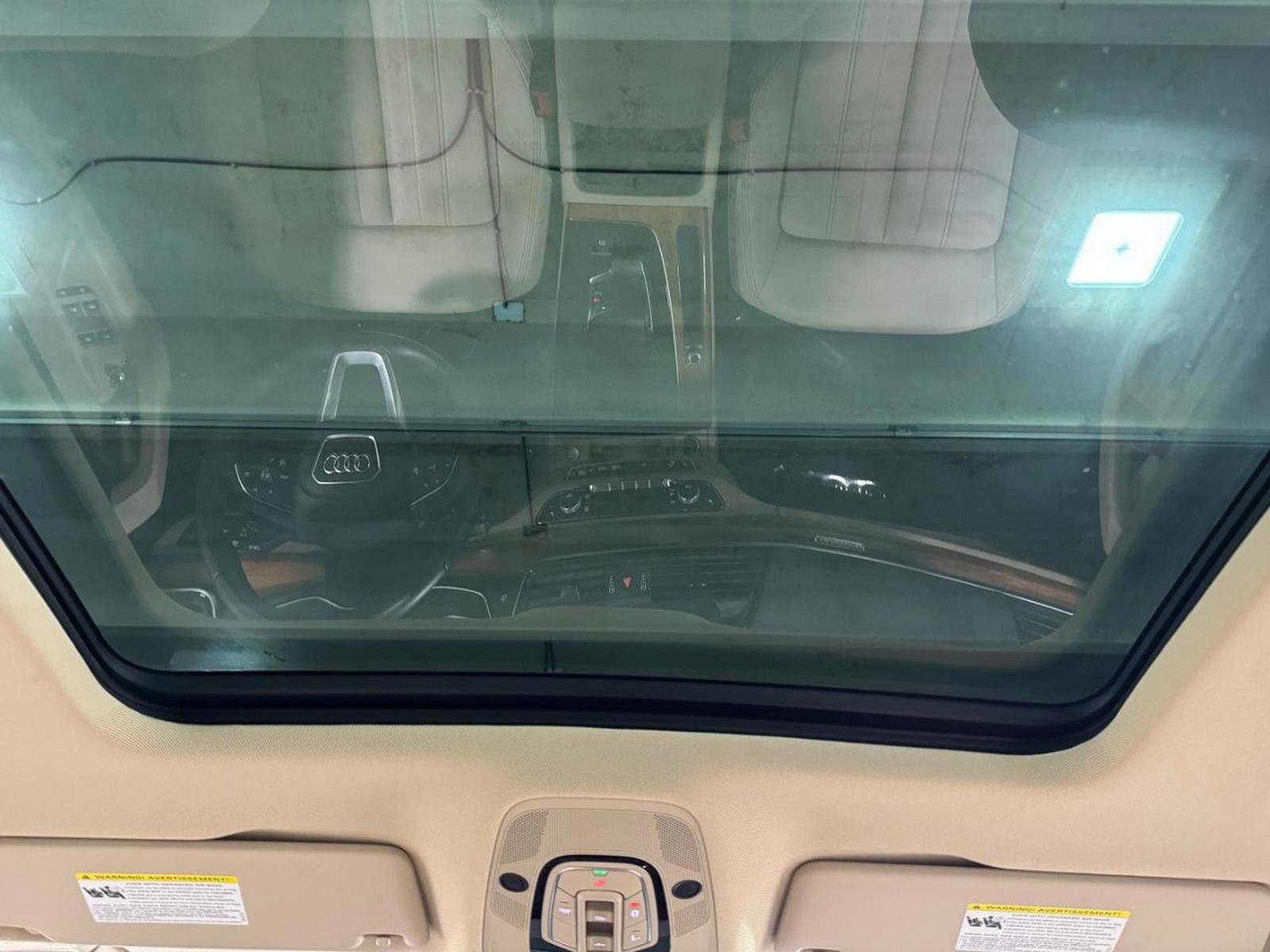 Used 2023 Audi Q5 2.0T Premium w/ Convenience Package image 11