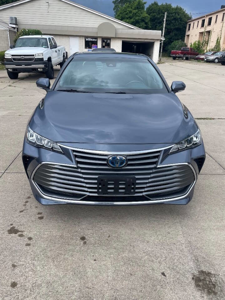 Used 2019 Toyota Avalon XLE image 6