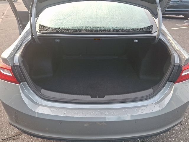 Used 2025 Chevrolet Malibu LT FWD image 29