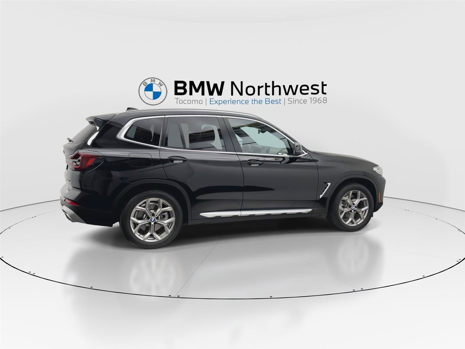Used 2022 BMW X3 xDrive30i w/ Convenience Package image 4