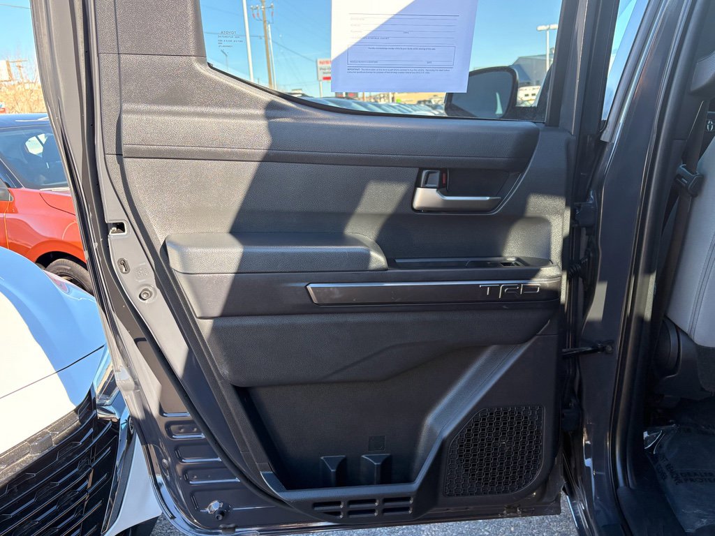 Used 2024 Toyota Tacoma TRD Off-Road image 11