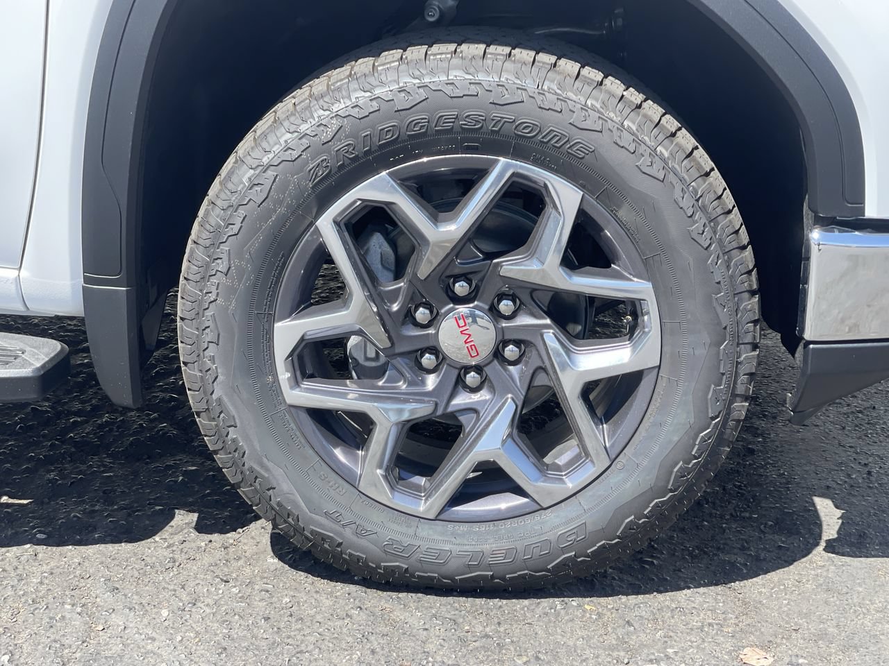 New 2026 GMC Sierra 1500 SLT w/ SLT Premium Plus Package AWD/4WD image 33