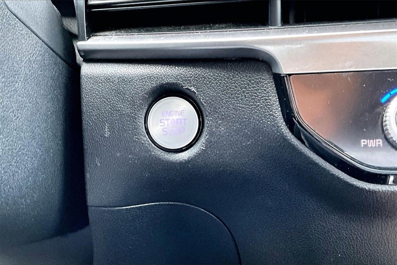 Used 2024 Kia Sorento S image 28