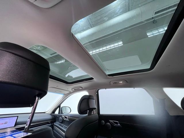 New 2025 Genesis GV80 2.5T Prestige image 22