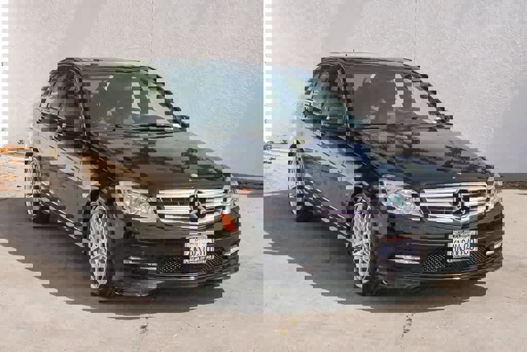 Used 2011 Mercedes-Benz C 350 Sport image 3