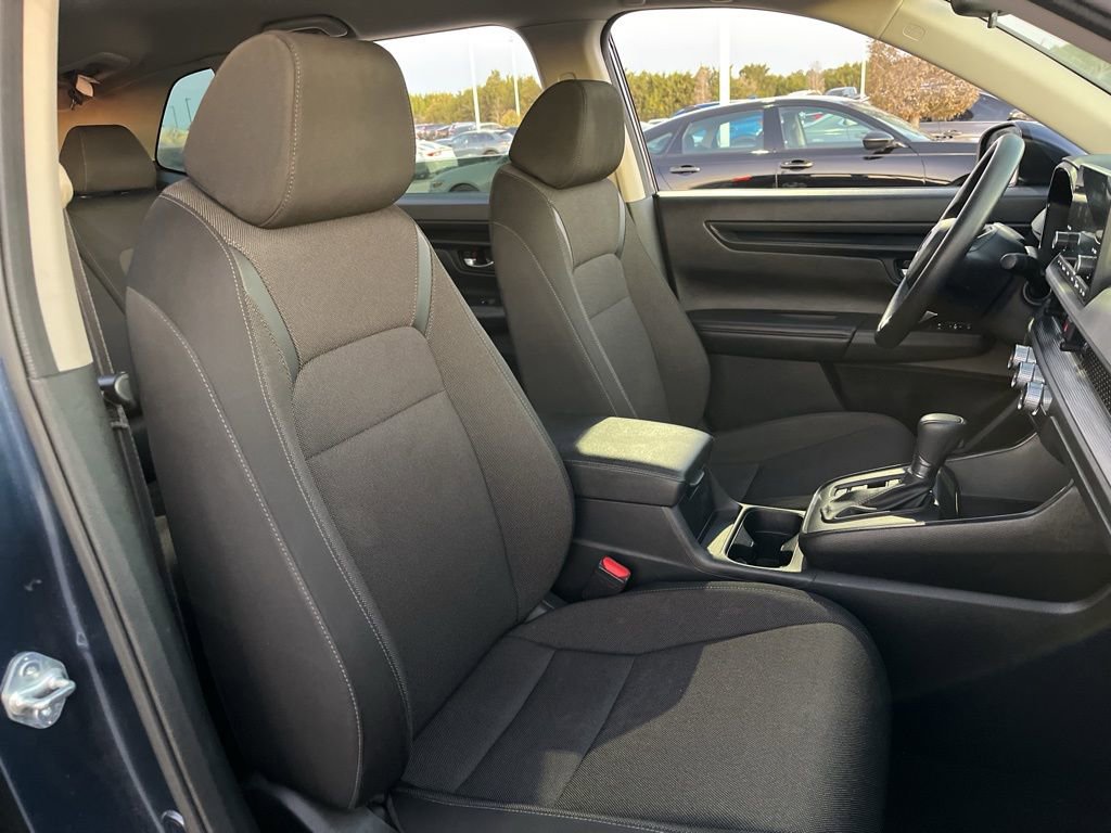 Used 2023 Honda CR-V LX image 26