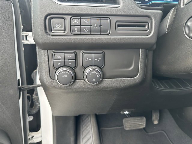 Certified 2023 Chevrolet Suburban Premier image 4