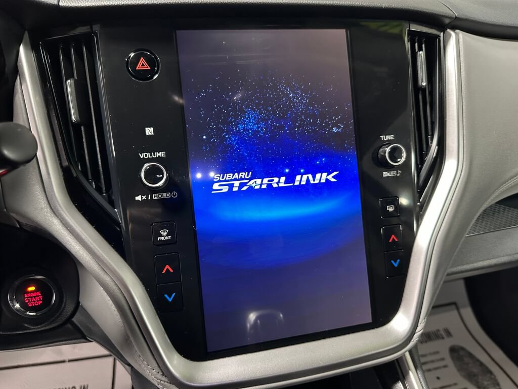 Used 2024 Subaru Outback Premium AWD/4WD image 13