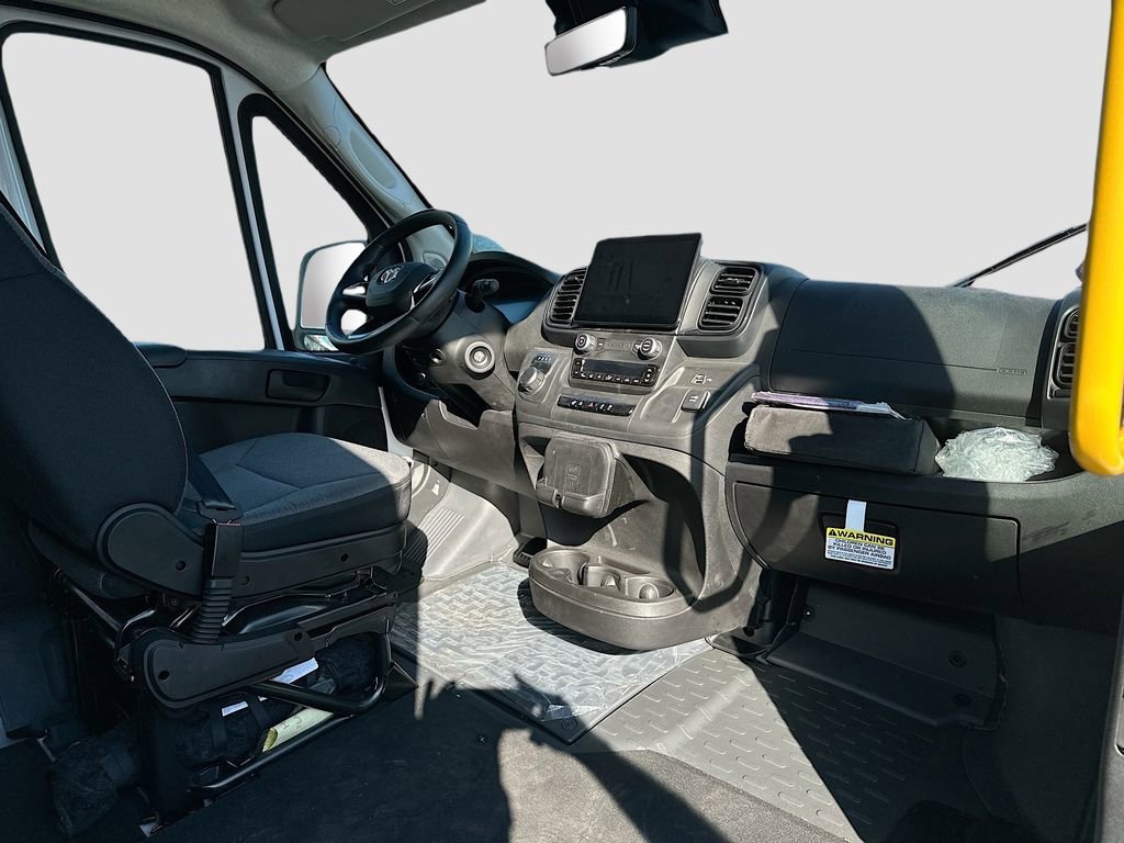 Used 2024 RAM ProMaster 3500 w/ Delivery Van Package image 31