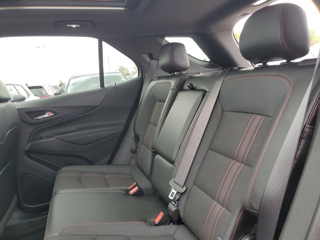 Certified 2023 Chevrolet Equinox RS AWD/4WD image 32