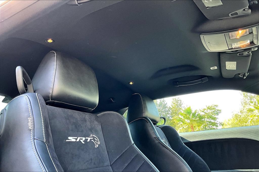 Used 2018 Dodge Challenger SRT Hellcat RWD image 14