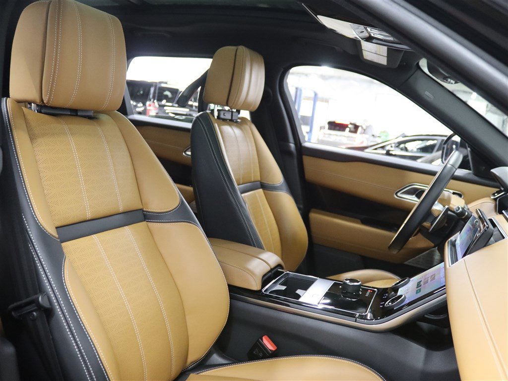 Used 2020 Land Rover Range Rover Velar R-Dynamic HSE image 13