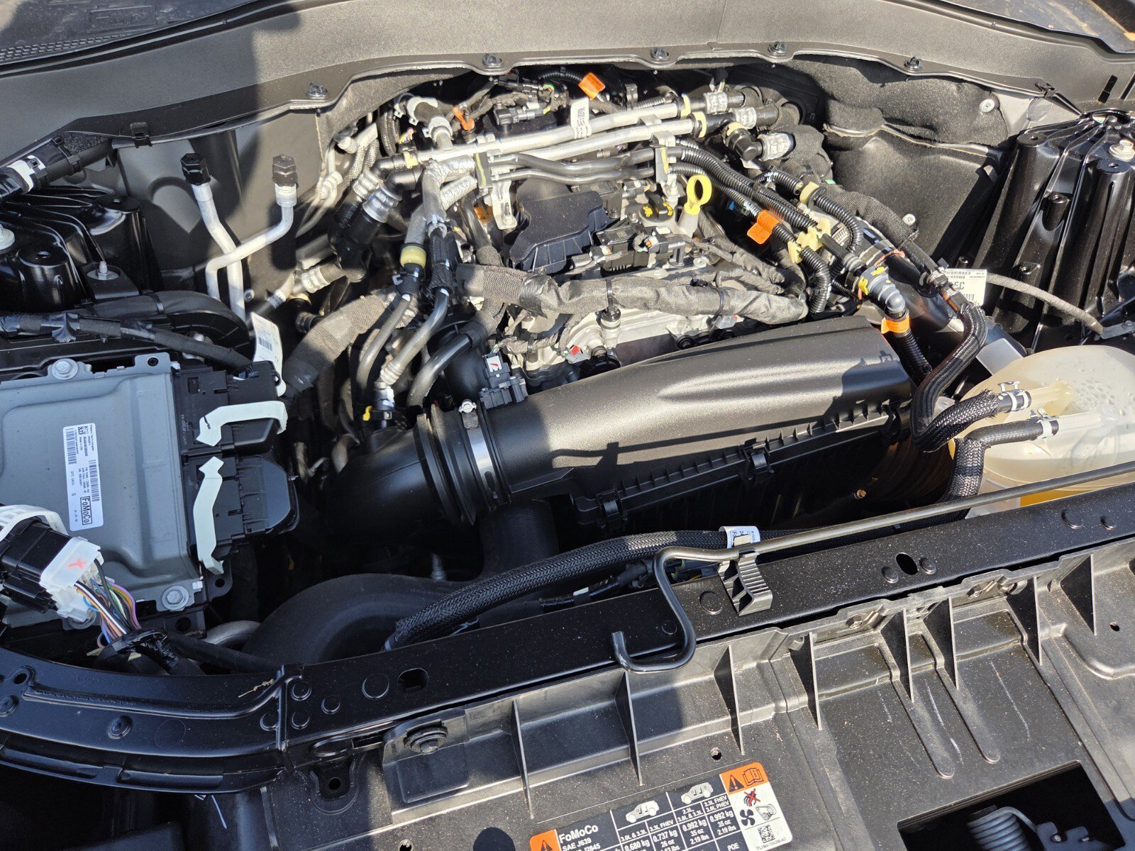 Used 2025 Ford Explorer Active RWD image 18