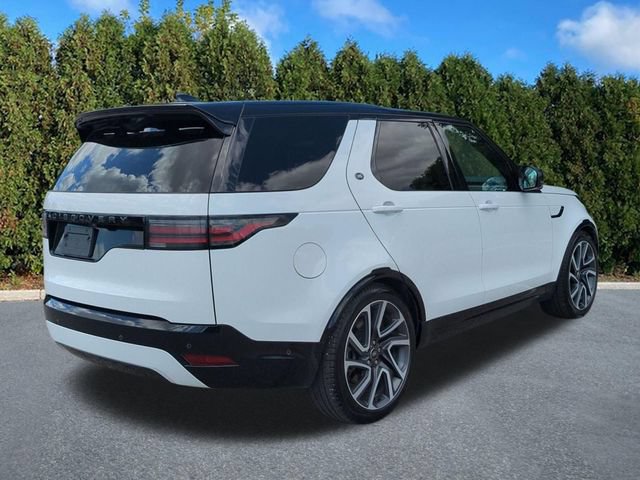 Used 2025 Land Rover Discovery Dynamic SE AWD/4WD image 4