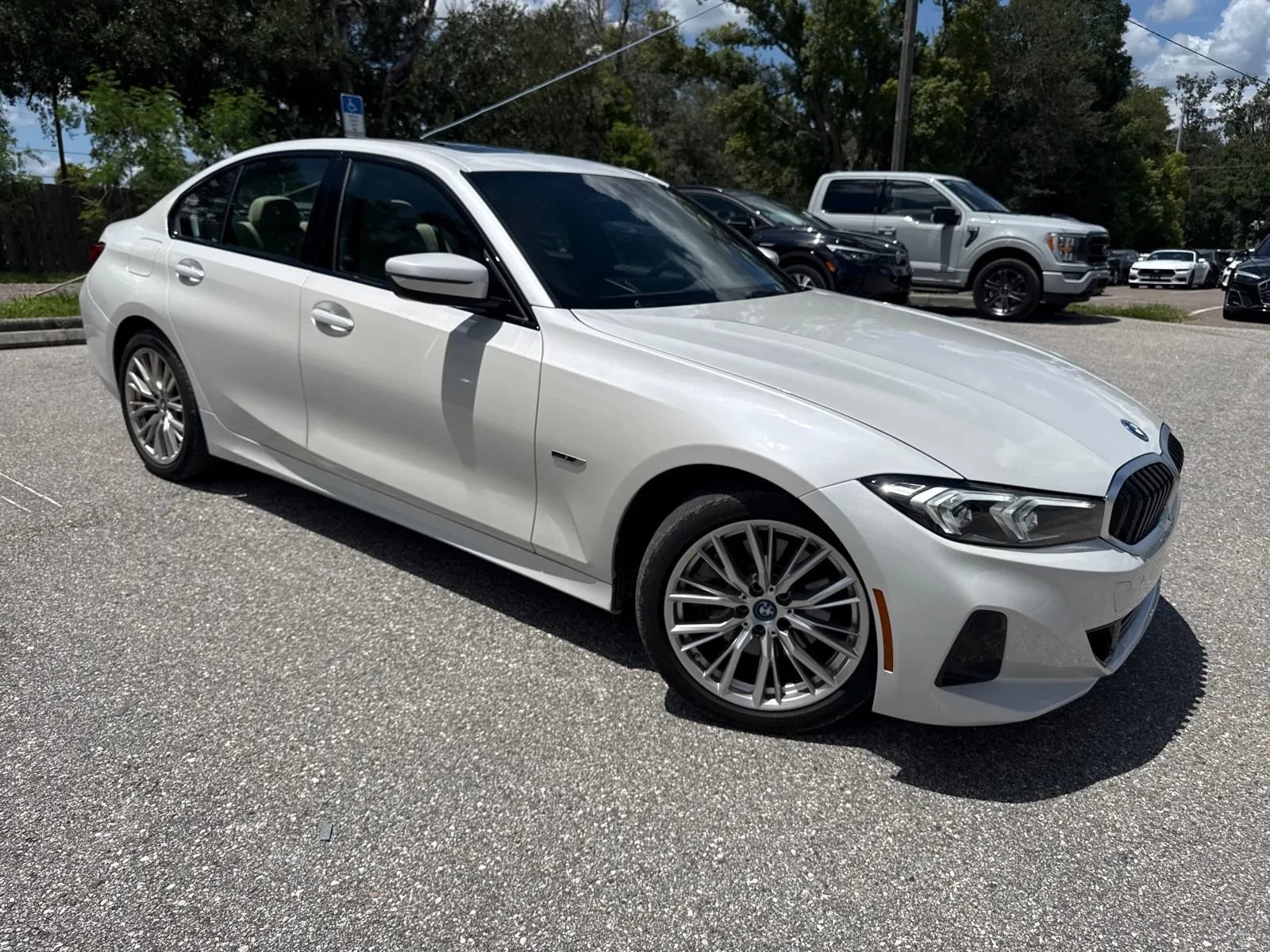 Used 2023 BMW 330e w/ Premium Package RWD image 6